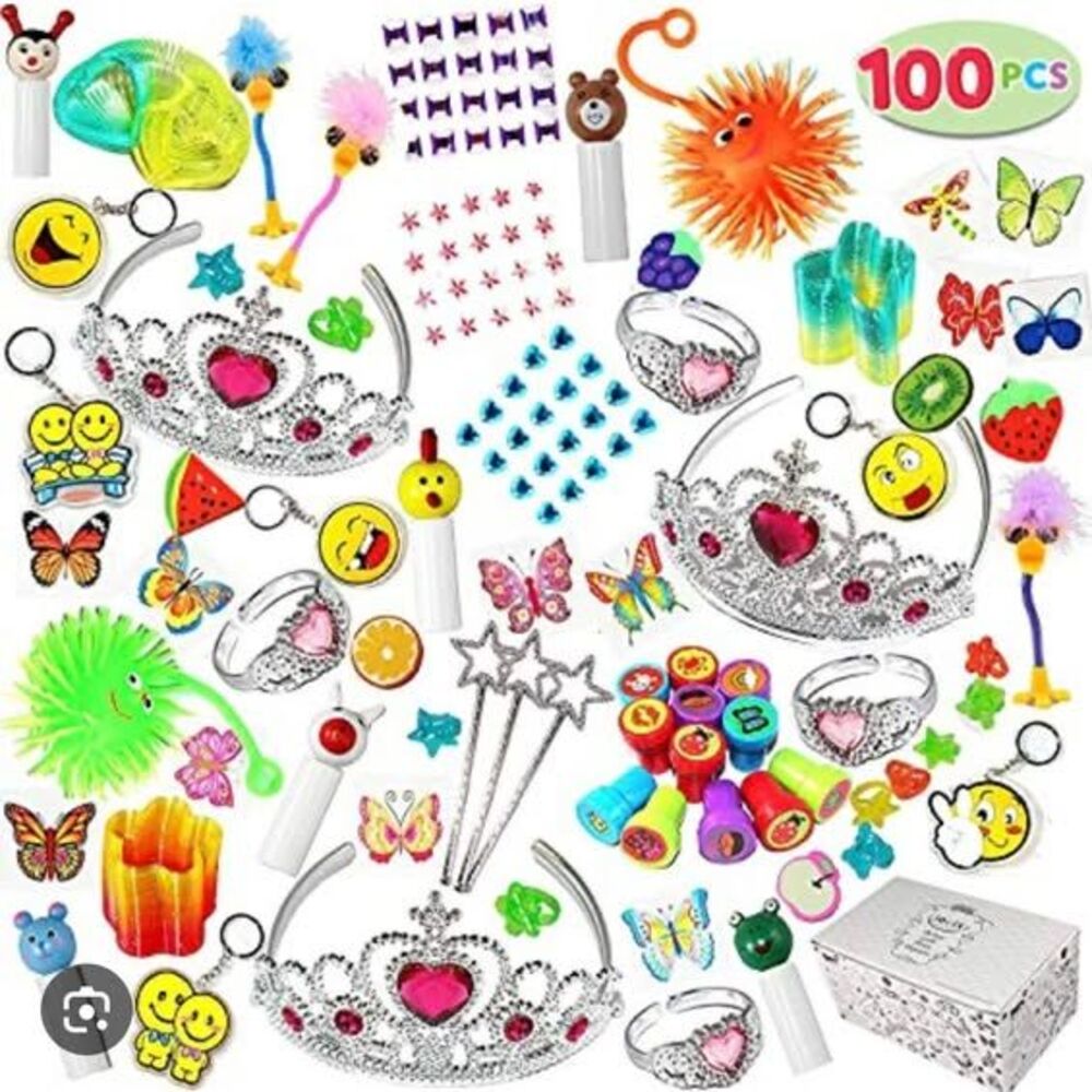 71 Piece Princess Jewelry Play Set Birthday Dress Up Party Favors Gift Bag Toys